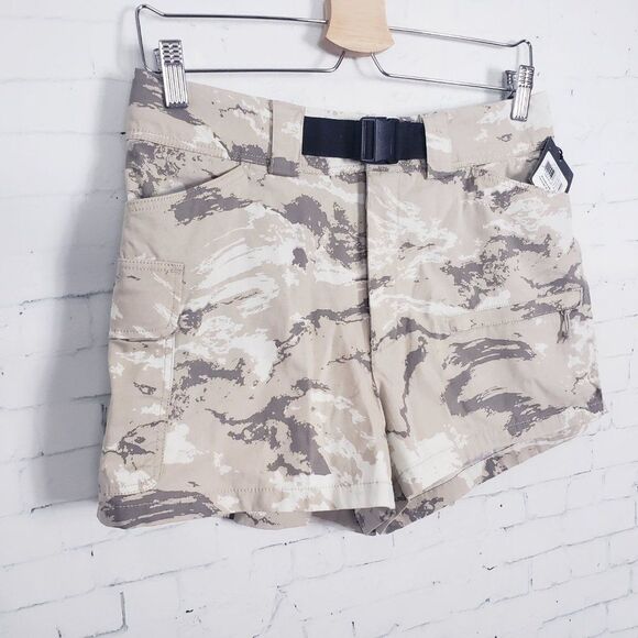 Mountain Hardwear Cascade Pass Shorts Size 6 Dunes Crag Camo Beige NEW - Picture 3 of 10